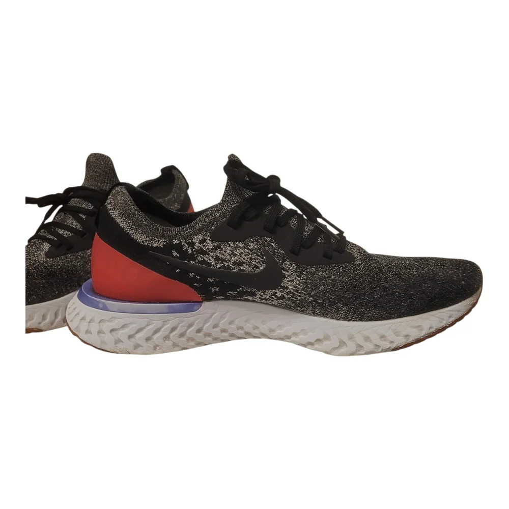 Nike‎ Black and Gray Athletic Shoes